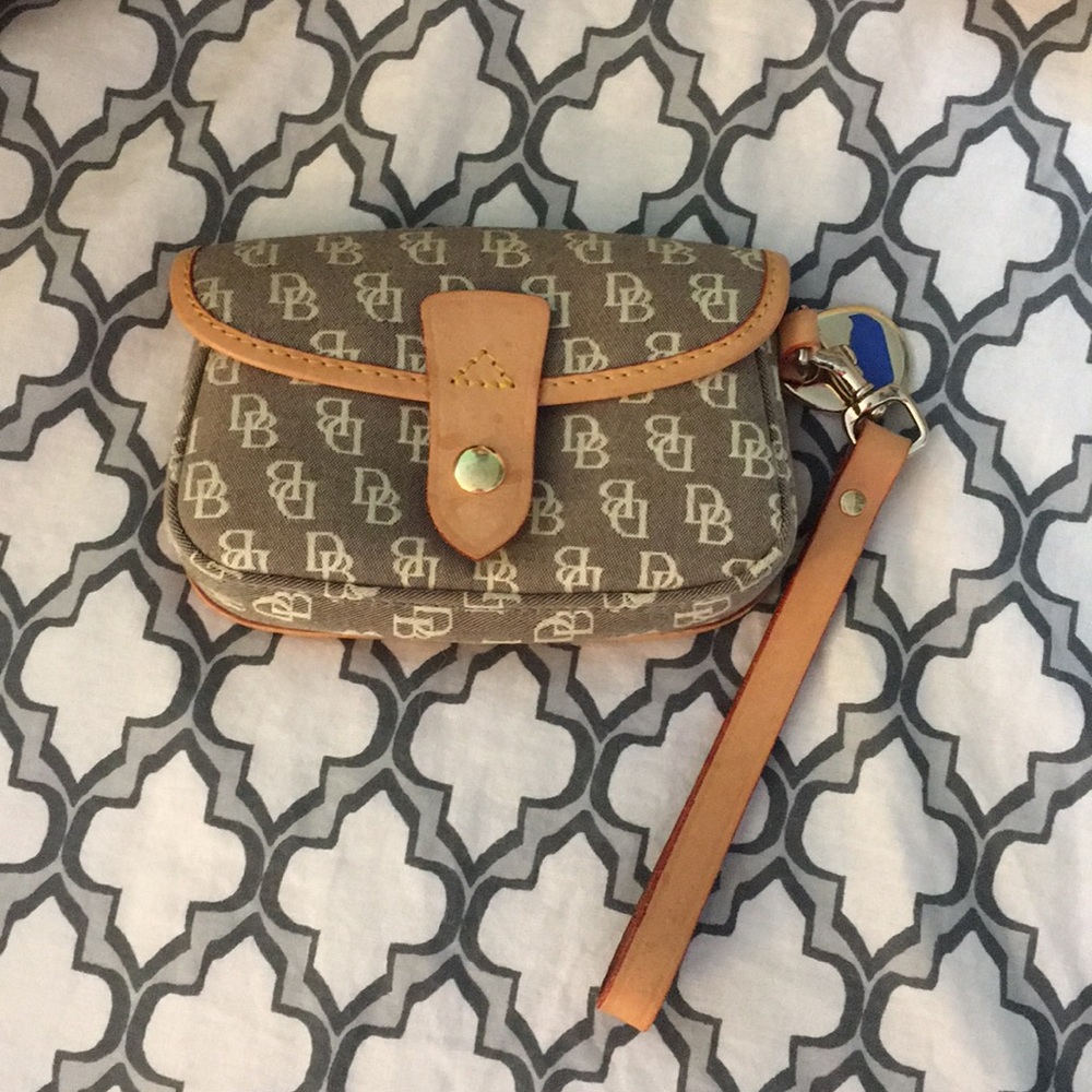 Dooney & Bourke Wristlet